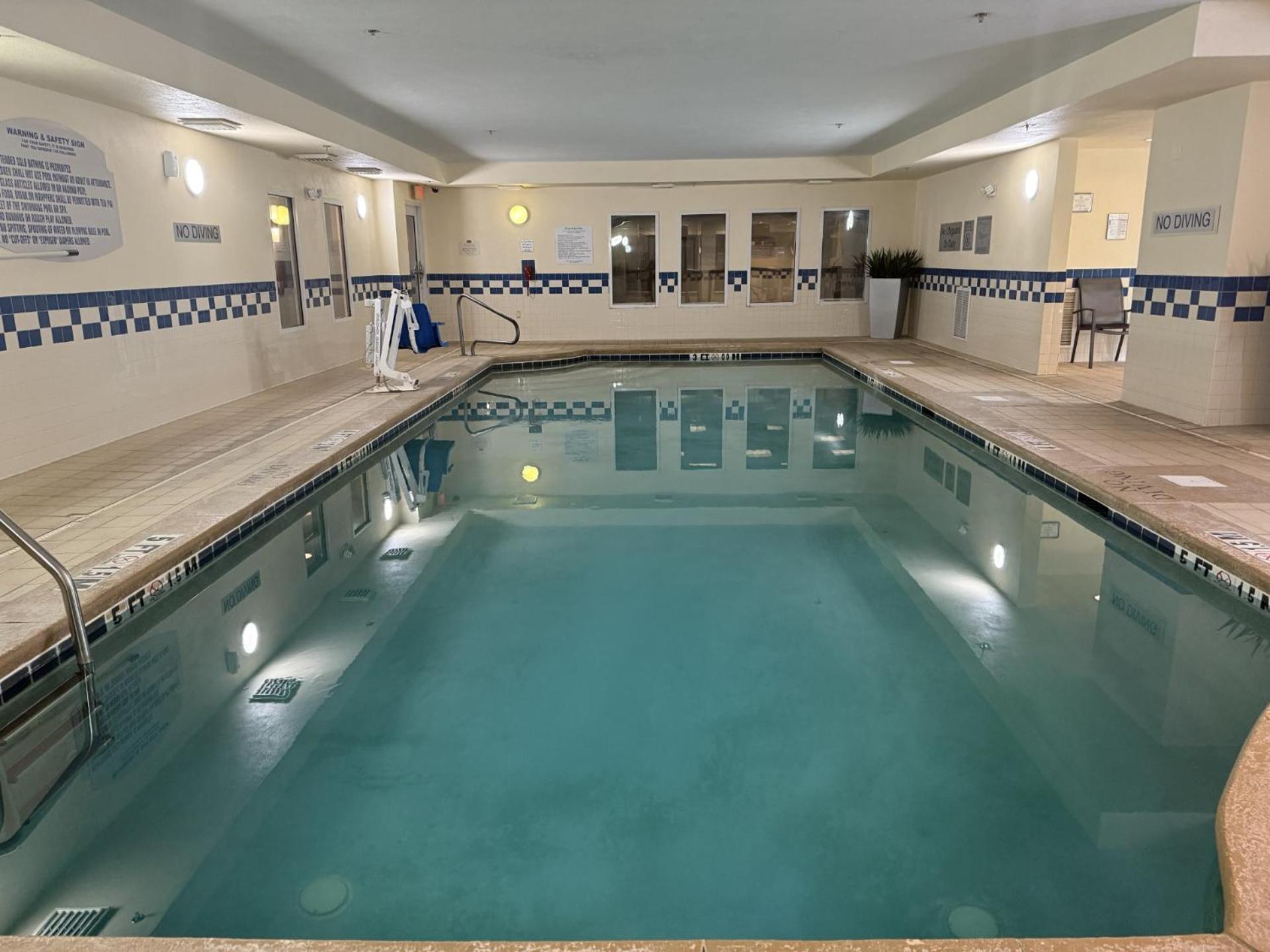 Fairfield Inn & Suites Уорнър Робинс Екстериор снимка